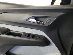 Chevrolet Bolt LT FWD 4dr 2027