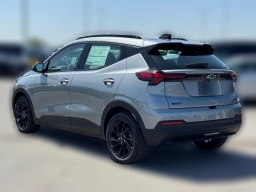 Chevrolet Bolt RS FWD 4dr 2027