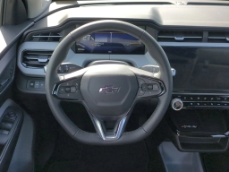 Chevrolet Bolt RS FWD 4dr 2027