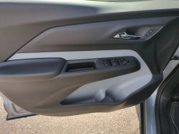 Chevrolet Bolt RS FWD 4dr 2027