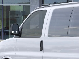 Chevrolet Express Passenger LS RWD 2500 135" 2026