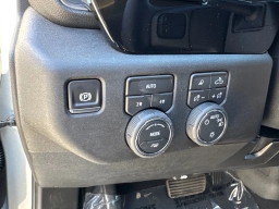 Chevrolet Silverado 1500 LT 4WD Crew Cab 147" 2026