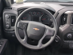 Chevrolet Silverado 1500 Custom 4WD Double Cab 147" 2026