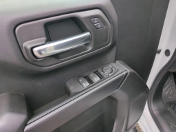 Chevrolet Silverado 1500 Custom 4WD Double Cab 147" 2026