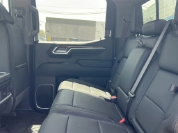 Chevrolet Silverado 1500 LT 4WD Crew Cab 157" 2026