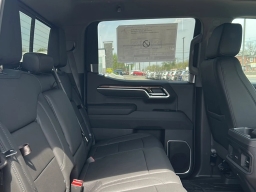 Chevrolet Silverado 1500 LT 4WD Crew Cab 157" 2026