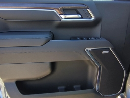 Chevrolet Silverado 1500 RST 4WD Crew Cab 147" 2026