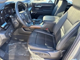 Chevrolet Silverado 1500 4WD Crew Cab 147" High Country 2026