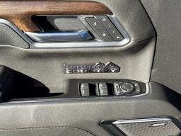 Chevrolet Silverado 1500 4WD Crew Cab 147" High Country 2026