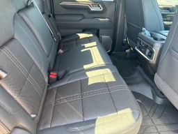 Chevrolet Silverado 1500 High Country 4WD Crew Cab 147" 2026