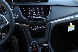 Cadillac XT5 AWD Luxury 4dr 2026