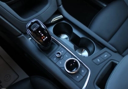 Cadillac XT5 AWD Luxury 4dr 2026