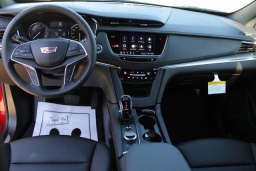 Cadillac XT5 AWD Luxury 4dr 2026