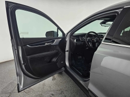 Cadillac XT5 FWD Premium Luxury 4dr 2026