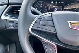 Cadillac XT5 FWD Premium Luxury 4dr 2026