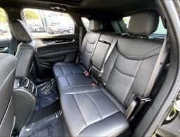 Cadillac XT5 FWD Premium Luxury 4dr 2026