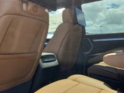 Cadillac Escalade 4WD Luxury 4dr 2026