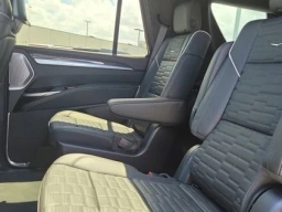 Cadillac Escalade AWD V-Series 4dr 2026