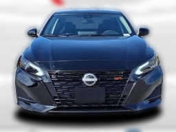 Nissan Altima SR FWD 2026