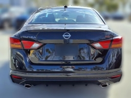 Nissan Altima SR FWD 2026