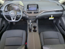 Nissan Altima SV FWD 2025