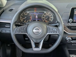 Nissan Altima SV FWD 2025
