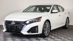 Nissan Altima SL FWD 2025