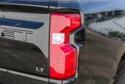 Chevrolet Silverado 1500 LT 2WD Crew Cab 157" 2026