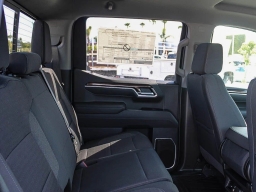 Chevrolet Silverado 1500 LT 2WD Crew Cab 157" 2026