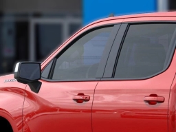 Chevrolet Silverado 1500 LT 2WD Crew Cab 147" 2026