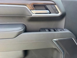 Chevrolet Silverado 1500 LT 2WD Crew Cab 157" 2026