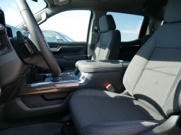 Chevrolet Silverado 1500 LT 4WD Crew Cab 157" 2026