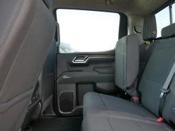 Chevrolet Silverado 1500 LT 4WD Crew Cab 157" 2026