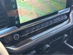 Chevrolet Silverado 1500 LT 4WD Crew Cab 147" 2025