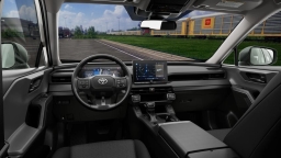 Toyota RAV4 LE FWD (Natl) 2026