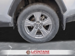 Toyota RAV4 XLE AWD (Natl) 2025