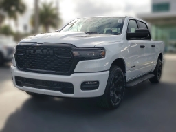 Ram 1500 Express 4x4 Crew Cab 5'7" Box 2026