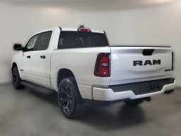 Ram 1500 Express 4x4 Crew Cab 5'7" Box 2026