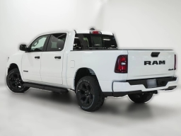 Ram 1500 Express 4x4 Crew Cab 5'7" Box 2026
