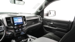 Ram 1500 Express 4x4 Crew Cab 5'7" Box 2026