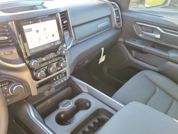 Ram 1500 Big Horn 4x4 Crew Cab 5'7" Box 2026