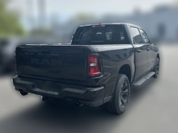 Ram 1500 Express 4x4 Crew Cab 5'7" Box 2026