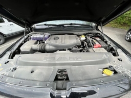 Ram 1500 Express 4x4 Crew Cab 5'7" Box 2026