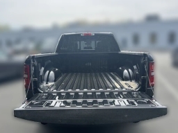 Ram 1500 Express 4x4 Crew Cab 5'7" Box 2026