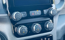 Ram 1500 Tradesman 4x4 Crew Cab 5'7" Box 2026