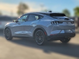 Ford Mustang Mach-E Select RWD 2026