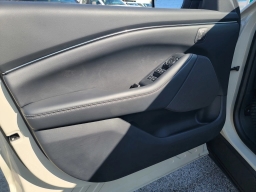 Ford Mustang Mach-E Select AWD 2025