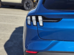 Ford Mustang Mach-E Premium RWD 2025