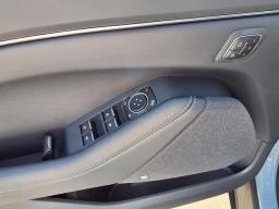 Ford Mustang Mach-E Premium RWD 2026