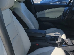 Ford Mustang Mach-E Premium RWD 2025